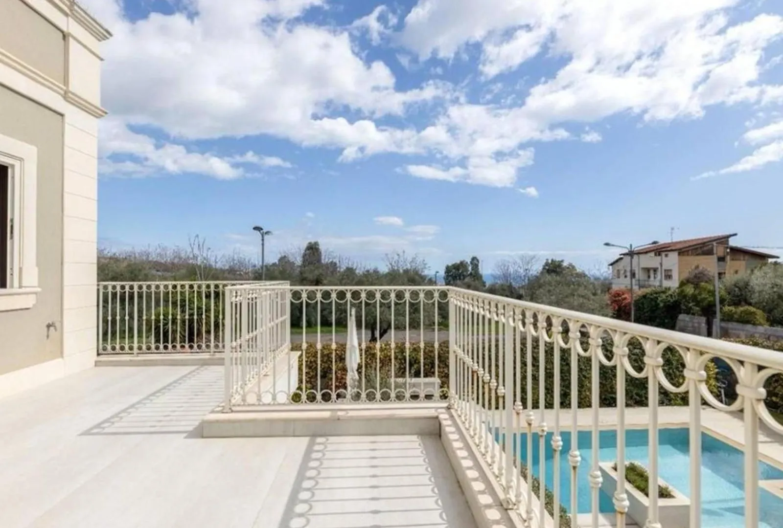 Appartamento Mediterranean - Style Villa In Olbia - 5 Bedrooms, Pool, Garden